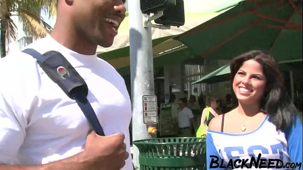 Real Amateur Homemade Sex Video With A College Student I Just Picked Up